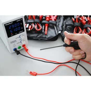 Zestaw akcesoriów pomiarowych PeakTech P8201