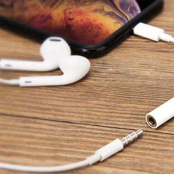 Adapter Apple Lightning gniazdo Jack 3.5mm SPL-A01