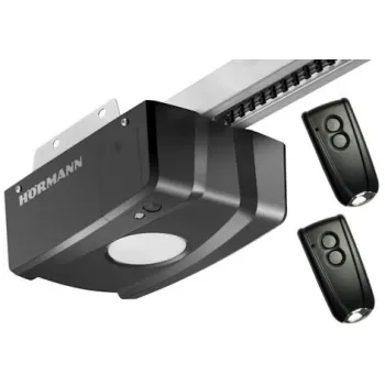 Brama garażowa segmentowa Renomatic/Hormann z napędem ProLift500-2 i szyną FS30 - przetłoczenia L Planar. Wymiar 2500x2125mm.