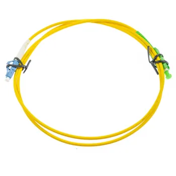 PATCHCORD ŚWIATŁOWODOWY SM 1M SIMPLEX 9/125, SC/APC-LC/UPC 3.0MM