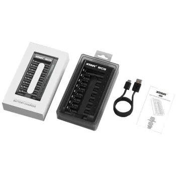 Ładowarka do akumulatorów cylindrycznych Li-ion 1,5V / Ni-MH AA / AAA Xtar BC8