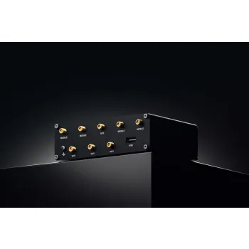 Teltonika RUTC50 router przemysłowy 5G (RUTC50200000)