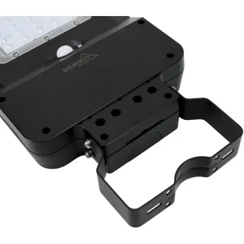 SOLARNA OPRAWA ULICZNA LED SOLGER 25W 3000LM 4000K IP65 CZARNY CZ. PIR